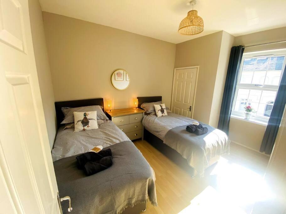 City Centre Riverside Apartment Winchester Eksteriør billede